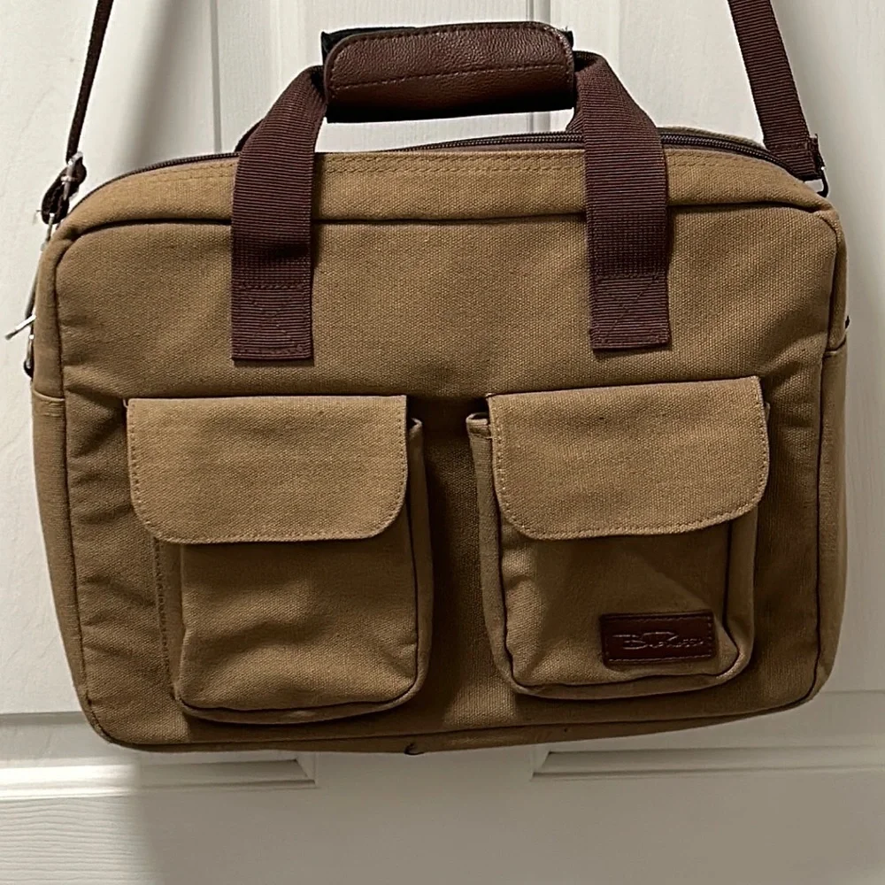 Bella Russo Unisex Canvas Computer/Book Bag